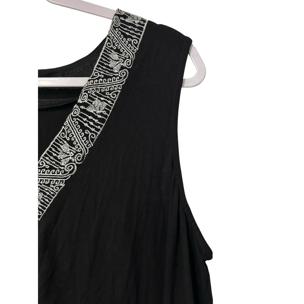 Adrianna Papell Black White NWT Sleeveless Embroidered Front Size 1X AD1S300277 - Picture 5 of 7